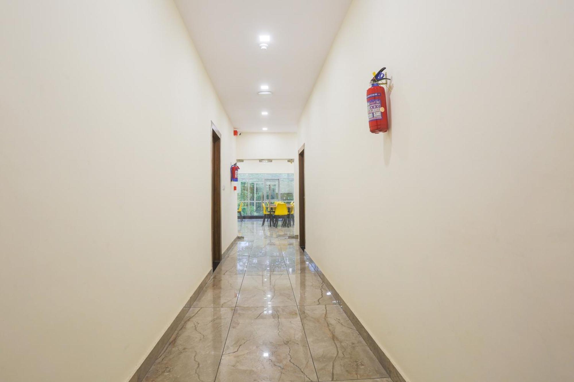 Hotel Super Townhouse Vikaspuri Delhi  Exterior foto